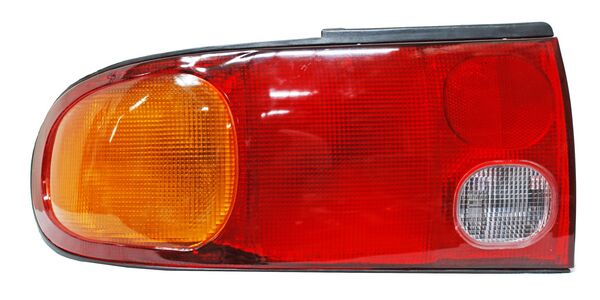 CALAVERA MIRAGE 93-96 4P C/ARNES TYC ***** IZQ