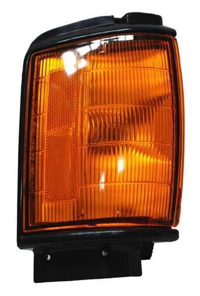 CUARTO PUNTA TOYOTA PU 84-88 2WD/ 4RUNNER 84-86 AMBAR NEGRO ALD215 TYC DER