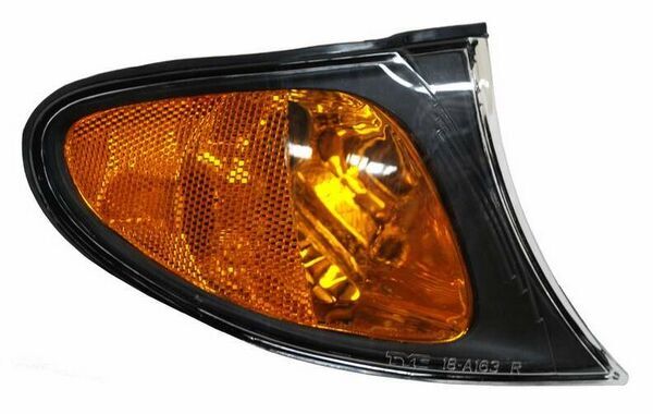 CUARTO PUNTA BMW SERIE 3 02-05 AMBAR FILO NEGRO TYC BBB DER