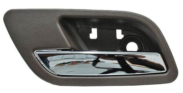MANIJA INT CHEV PU LTZ/ SLT/ SUB/ AVALAN/ TAHOE/ YUKON/ DENALI 07-14 CAFE/ CROMO TRAS PLASTICO *****2. IZQ