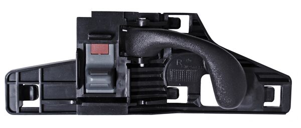 MANIJA INT S10 98-04/ BLAZER/ SONOMA/ BRAVADA 98-03 NEGRA DEL PLASTICO DER