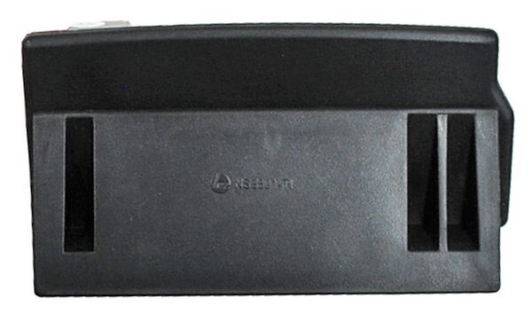 MANIJA TAPA TRAS PATHFINDER 05-07 PLASTICO *****